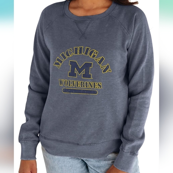 Blue 84 Tops - Blue 84 Michigan Wolverines Sweatshirt